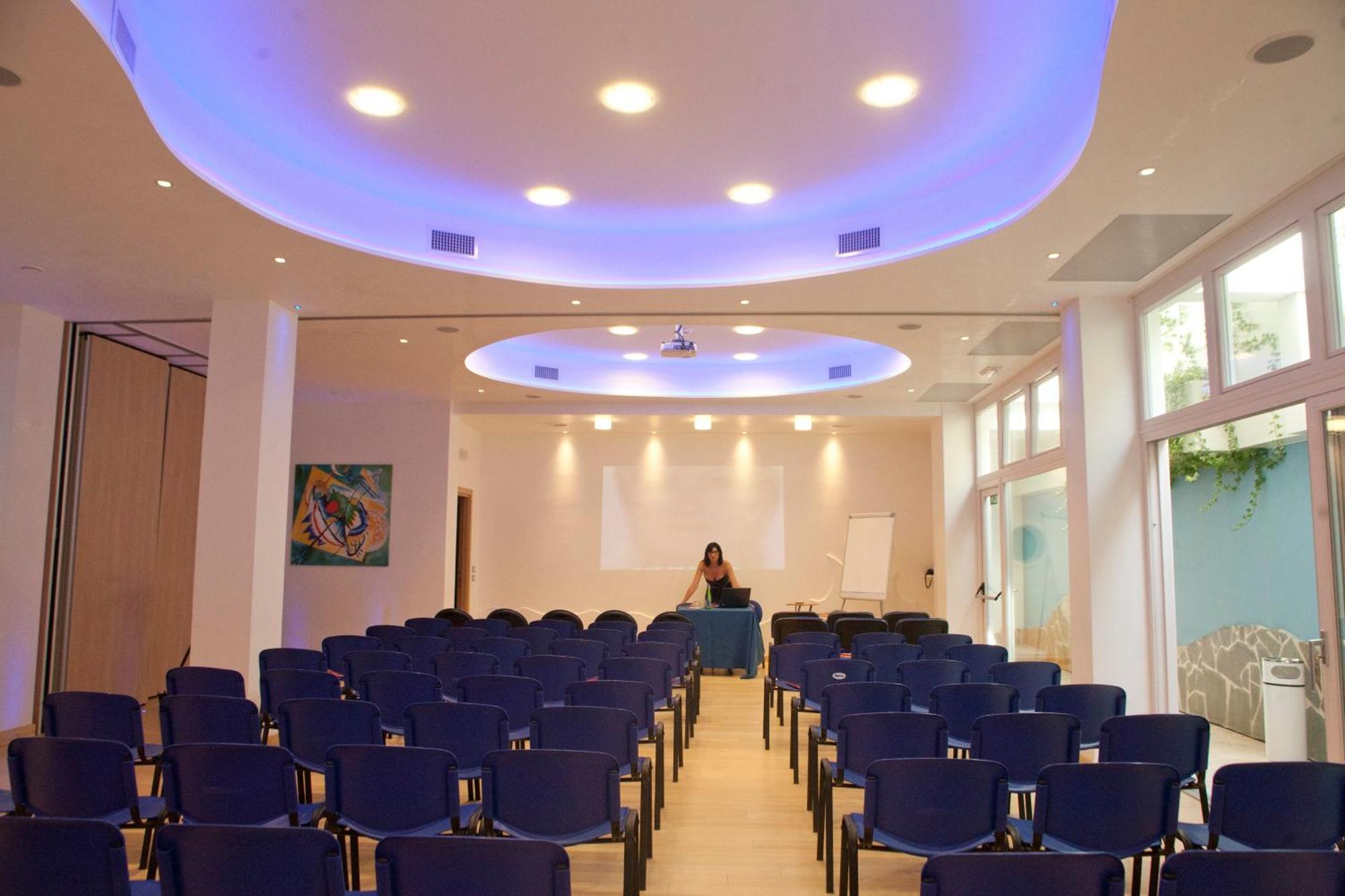 Hotel D'Altavilla Каноса ди Пулия Екстериор снимка