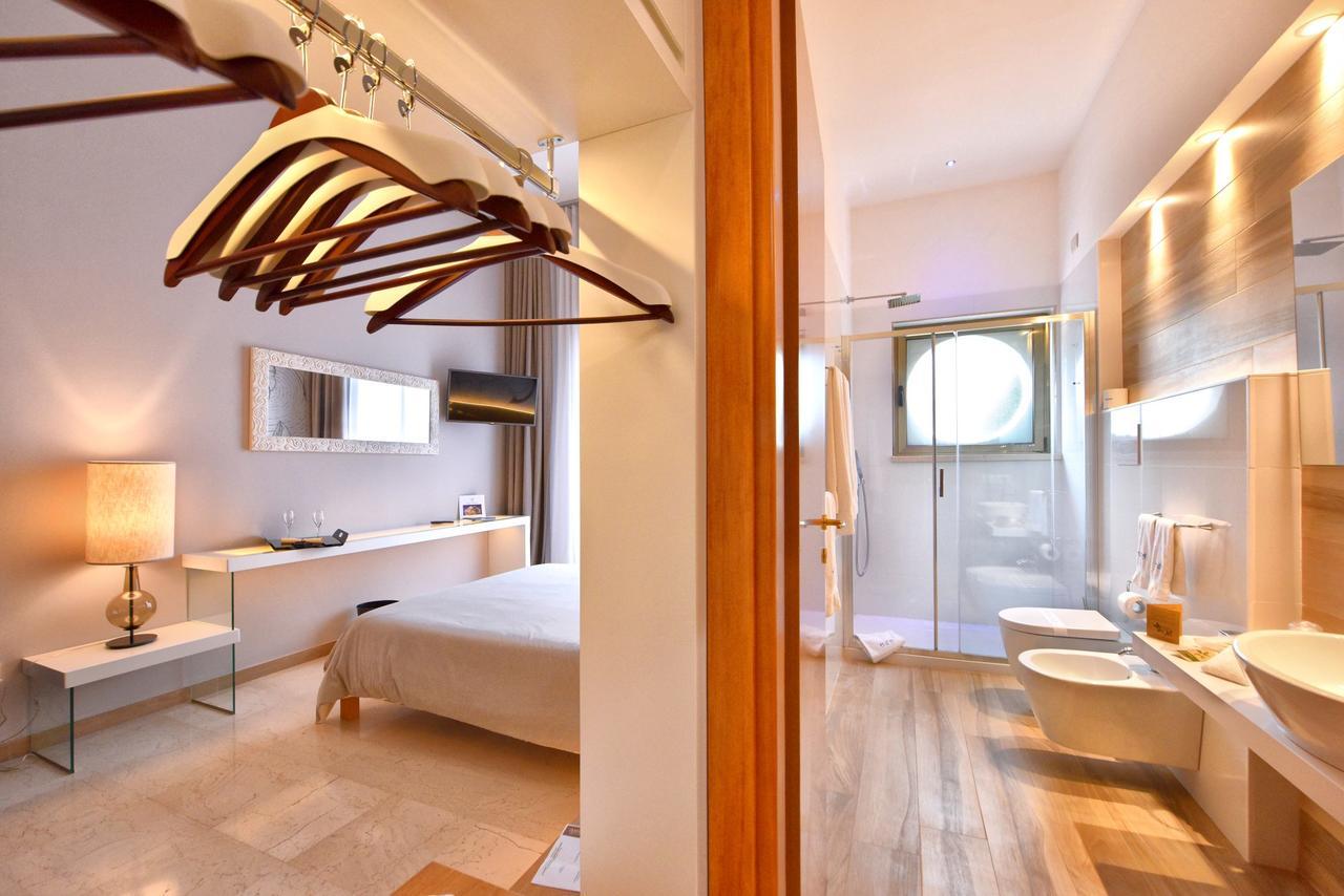 Hotel D'Altavilla Каноса ди Пулия Екстериор снимка