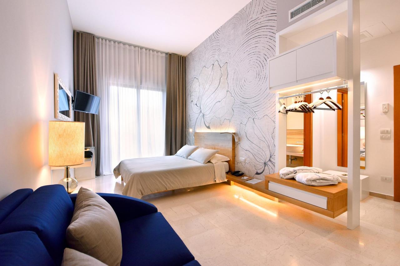Hotel D'Altavilla Каноса ди Пулия Екстериор снимка