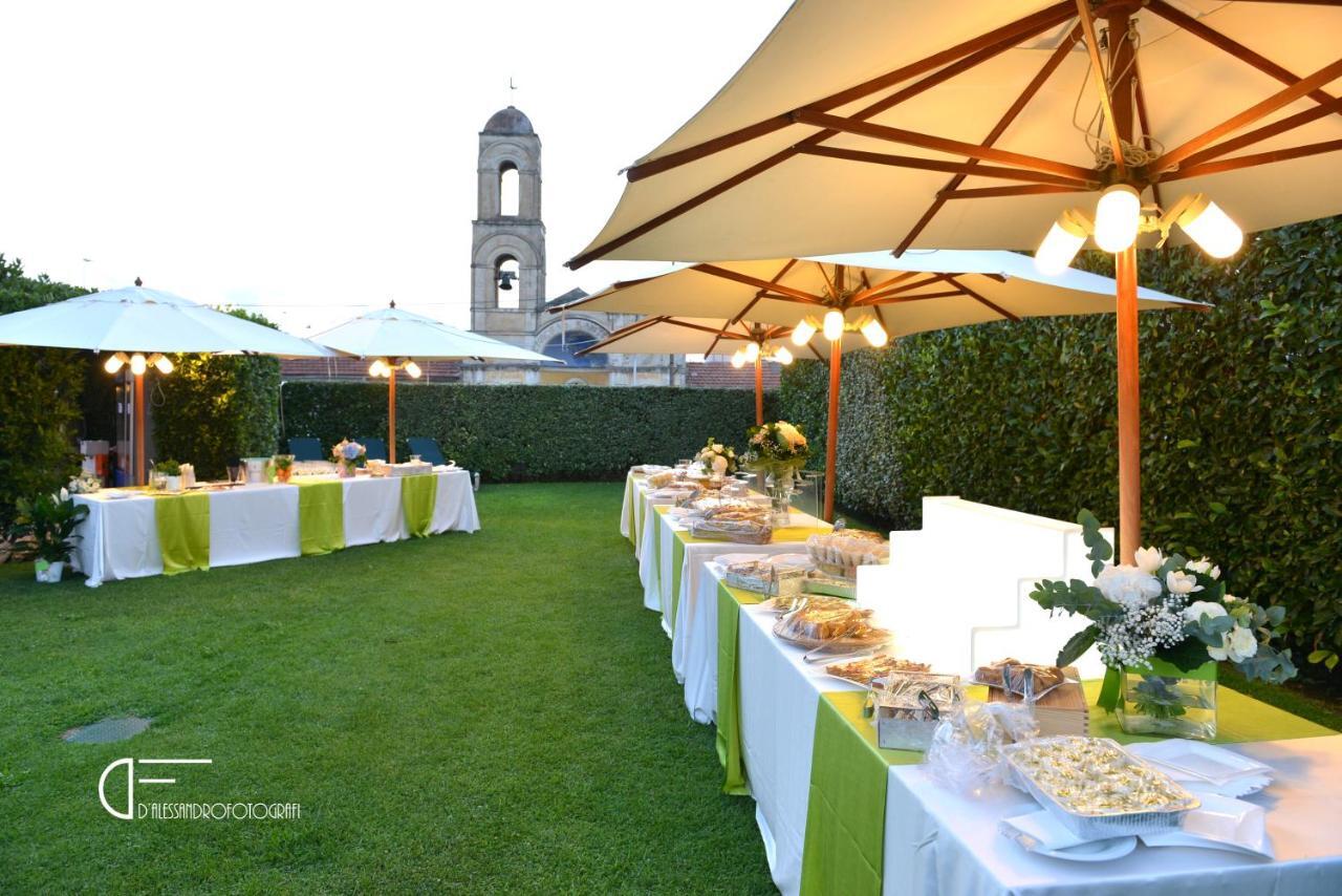 Hotel D'Altavilla Каноса ди Пулия Екстериор снимка